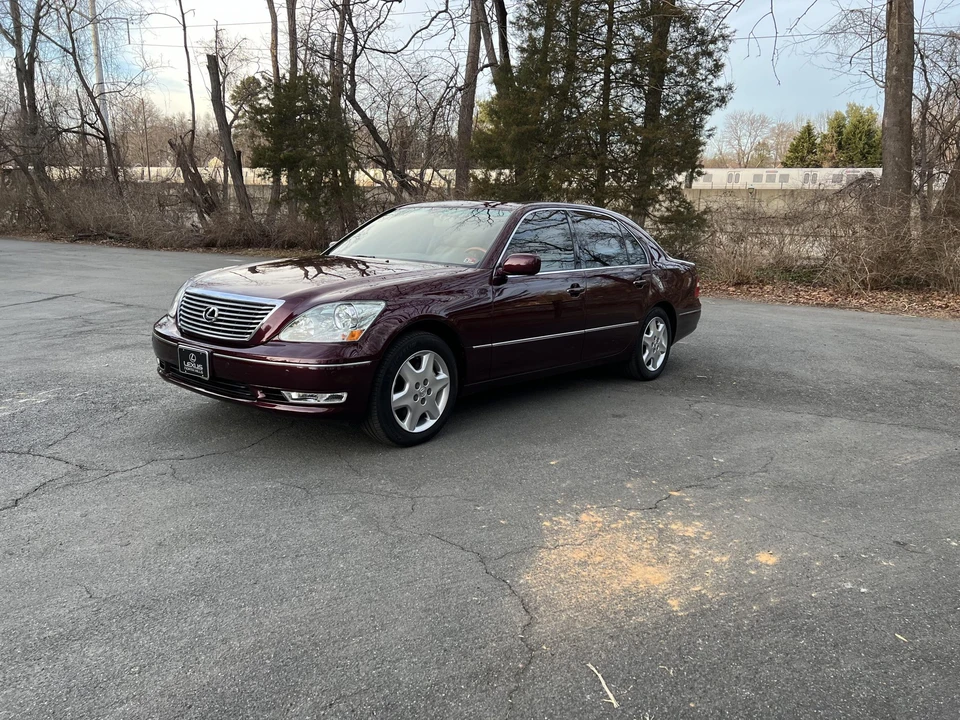 2004 Lexus LS 3rd Gen - Image 4 of 31