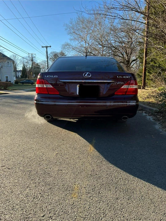 2004 Lexus LS 3rd Gen - Image 26 of 31