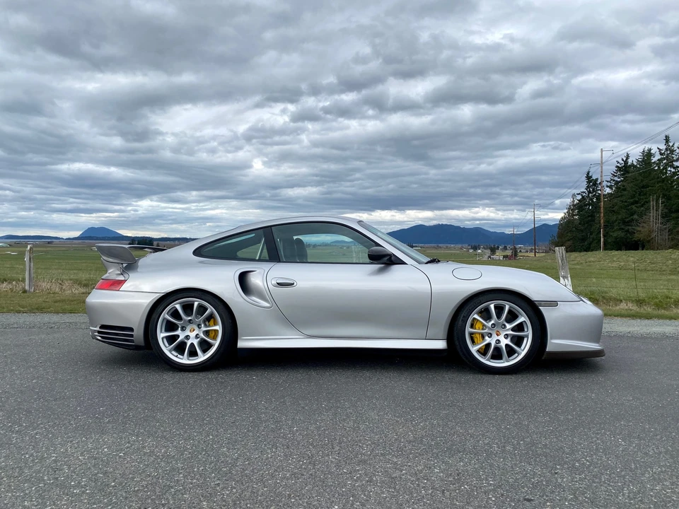 2004 Porsche 996 Turbo - Image 19 of 31