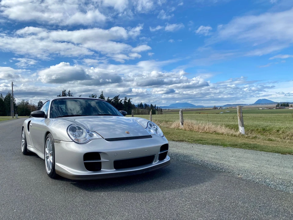 2004 Porsche 996 Turbo - Image 25 of 31