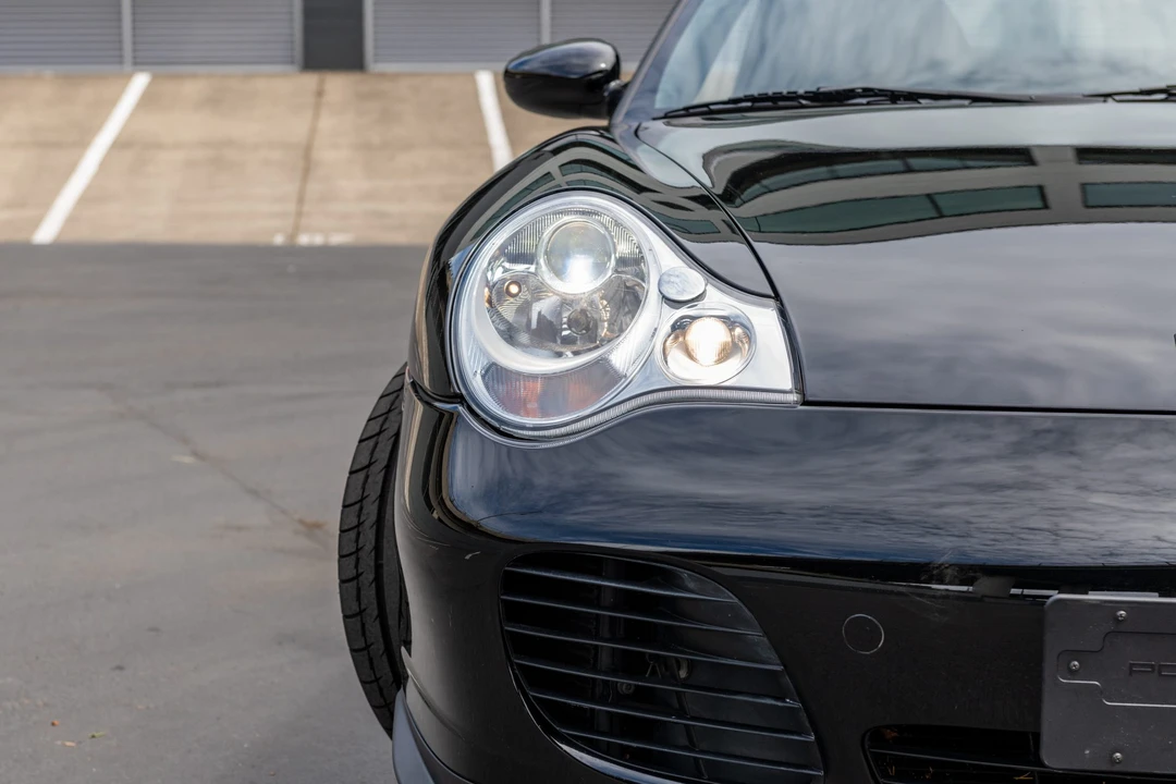 2004 Porsche 996 Turbo - Image 19 of 31