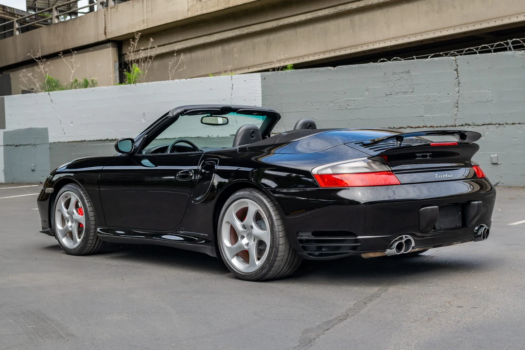 2004 Porsche 996 Turbo - Image 16 of 31