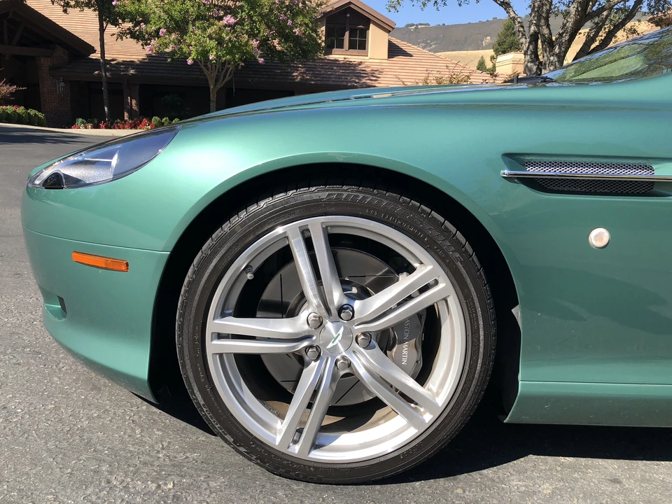 2005 Aston Martin DB9 - Image 7 of 31