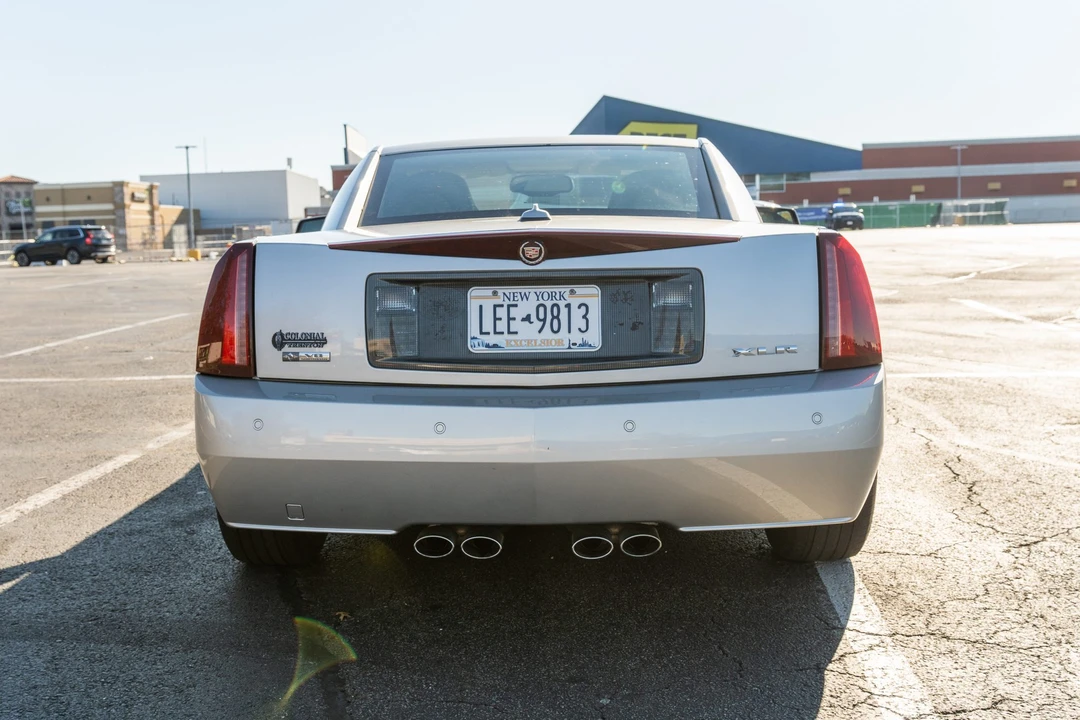 2005 Cadillac XLR - Image 4 of 31