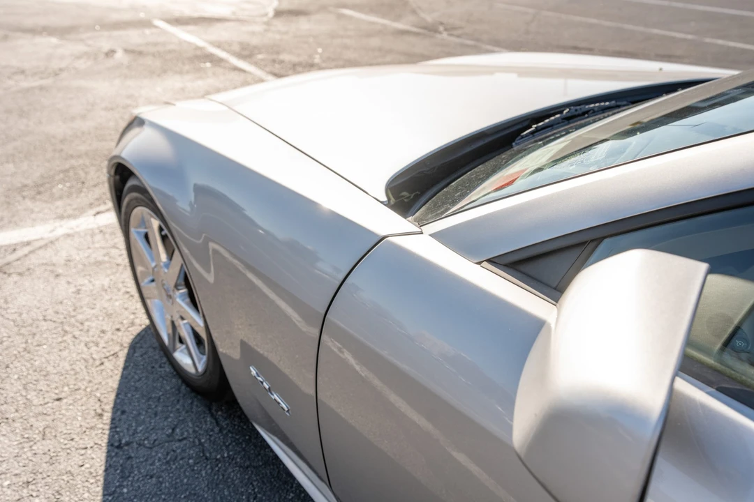 2005 Cadillac XLR - Image 23 of 31