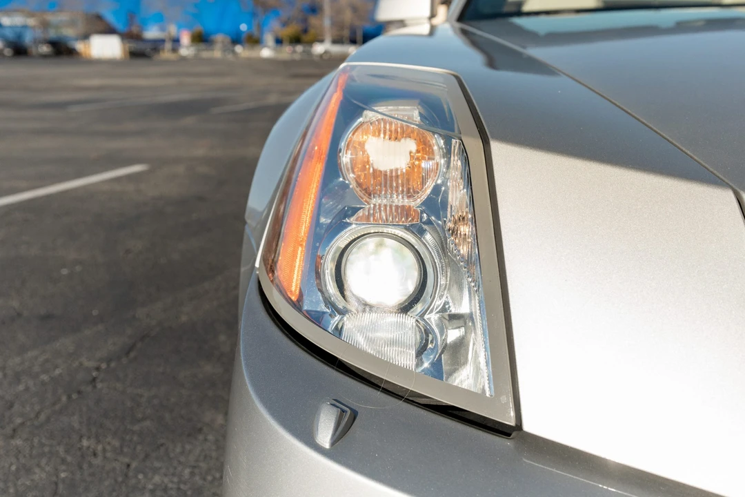 2005 Cadillac XLR - Image 29 of 31