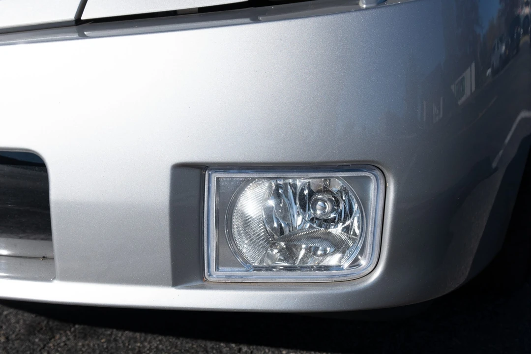 2005 Cadillac XLR - Image 25 of 31