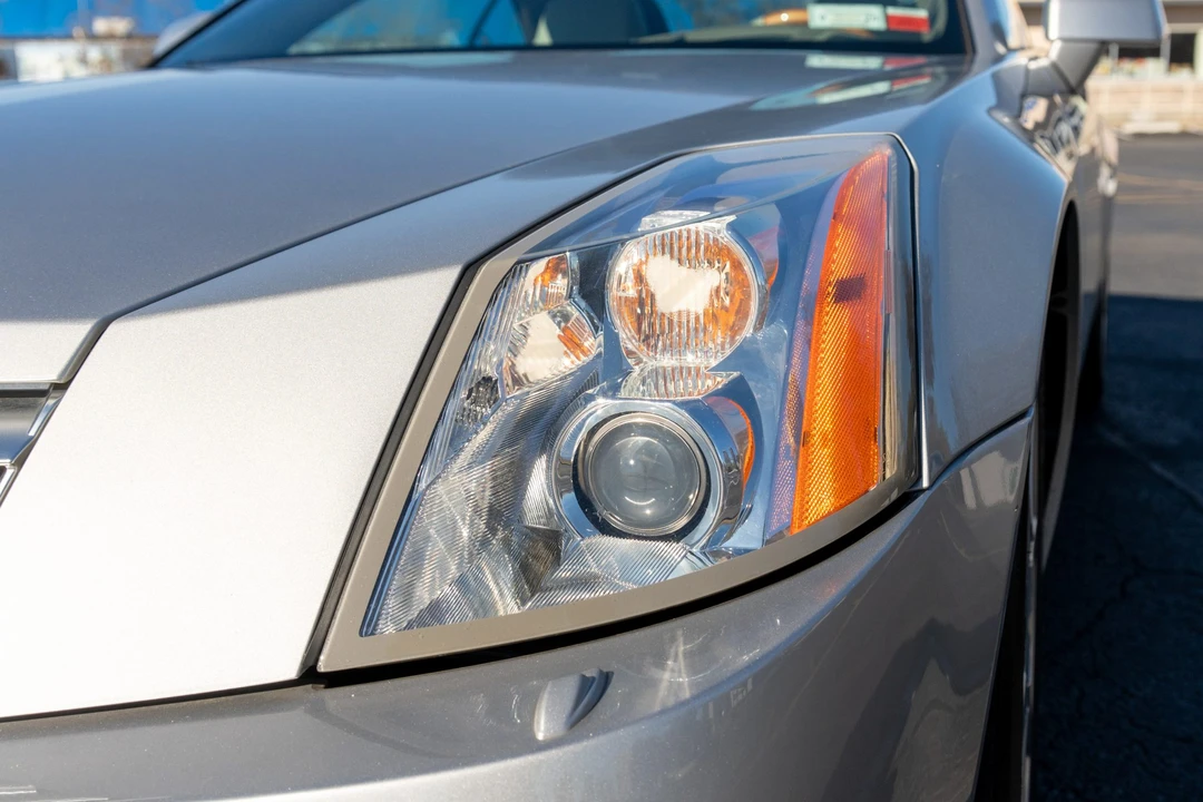 2005 Cadillac XLR - Image 22 of 31