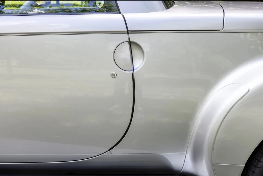 2005 Chevrolet SSR - Image 24 of 31