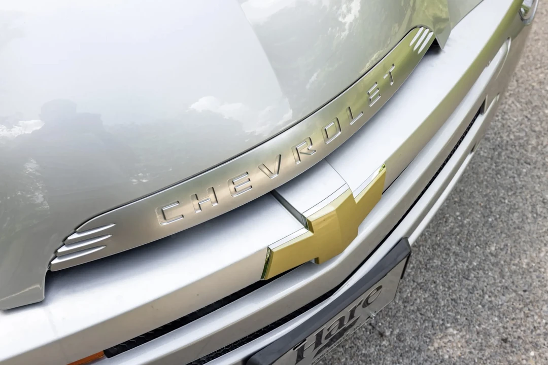 2005 Chevrolet SSR - Image 30 of 31