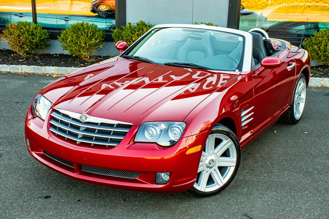 2005 Chrysler Crossfire - Image 2 of 31