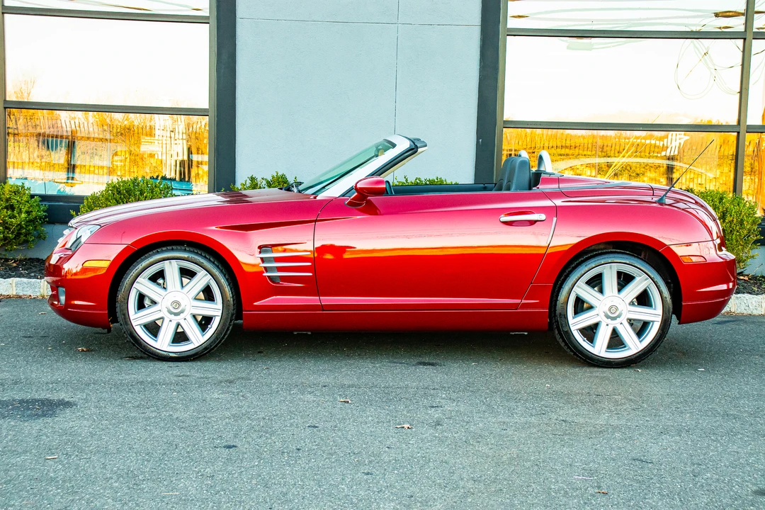2005 Chrysler Crossfire - Image 5 of 31