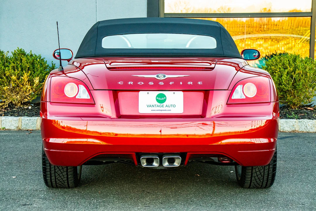 2005 Chrysler Crossfire - Image 9 of 31
