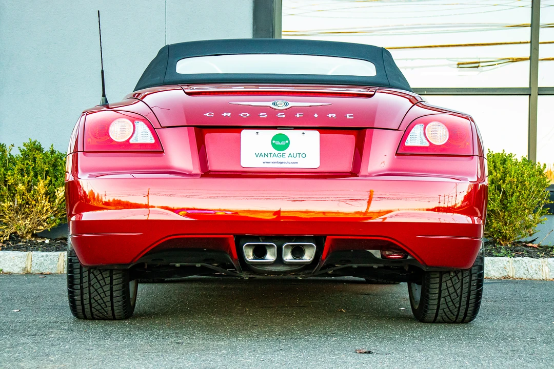 2005 Chrysler Crossfire - Image 10 of 31