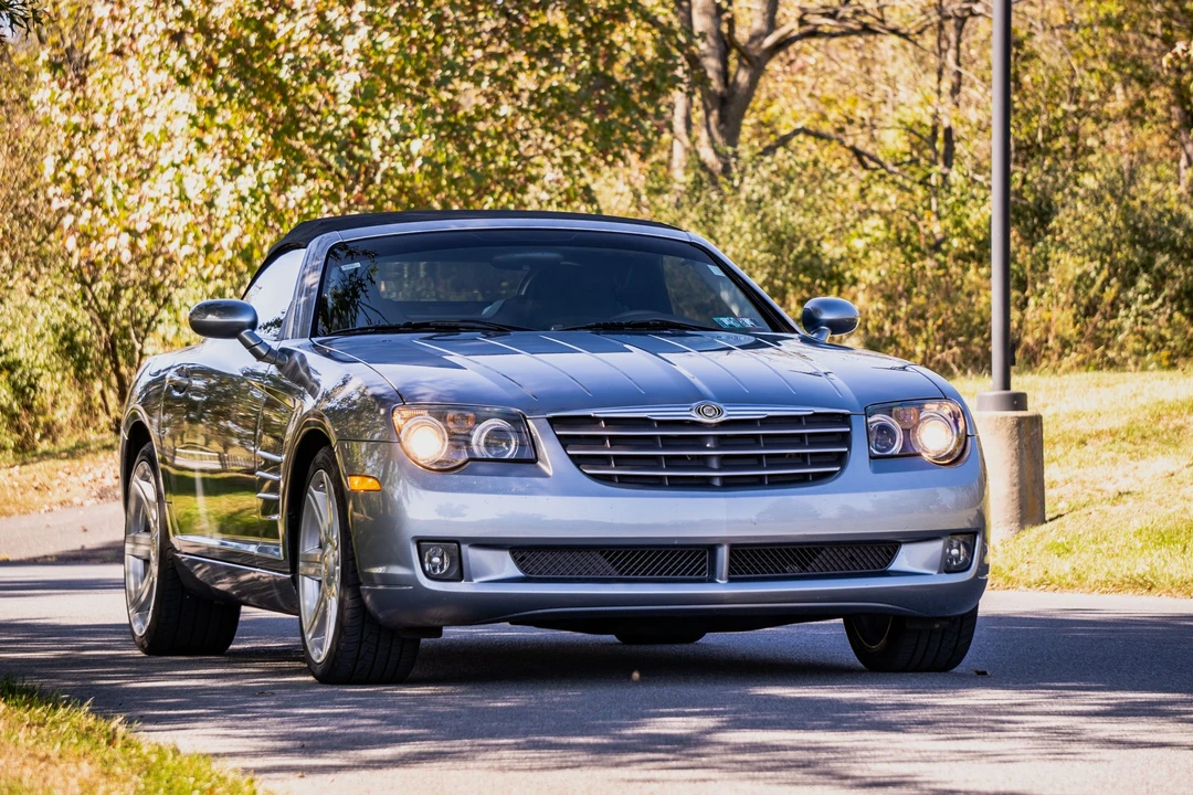 2005 Chrysler Crossfire - Image 20 of 31
