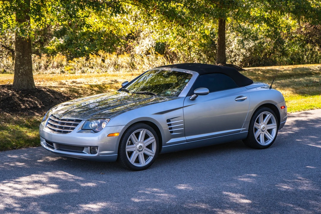 2005 Chrysler Crossfire - Image 28 of 31