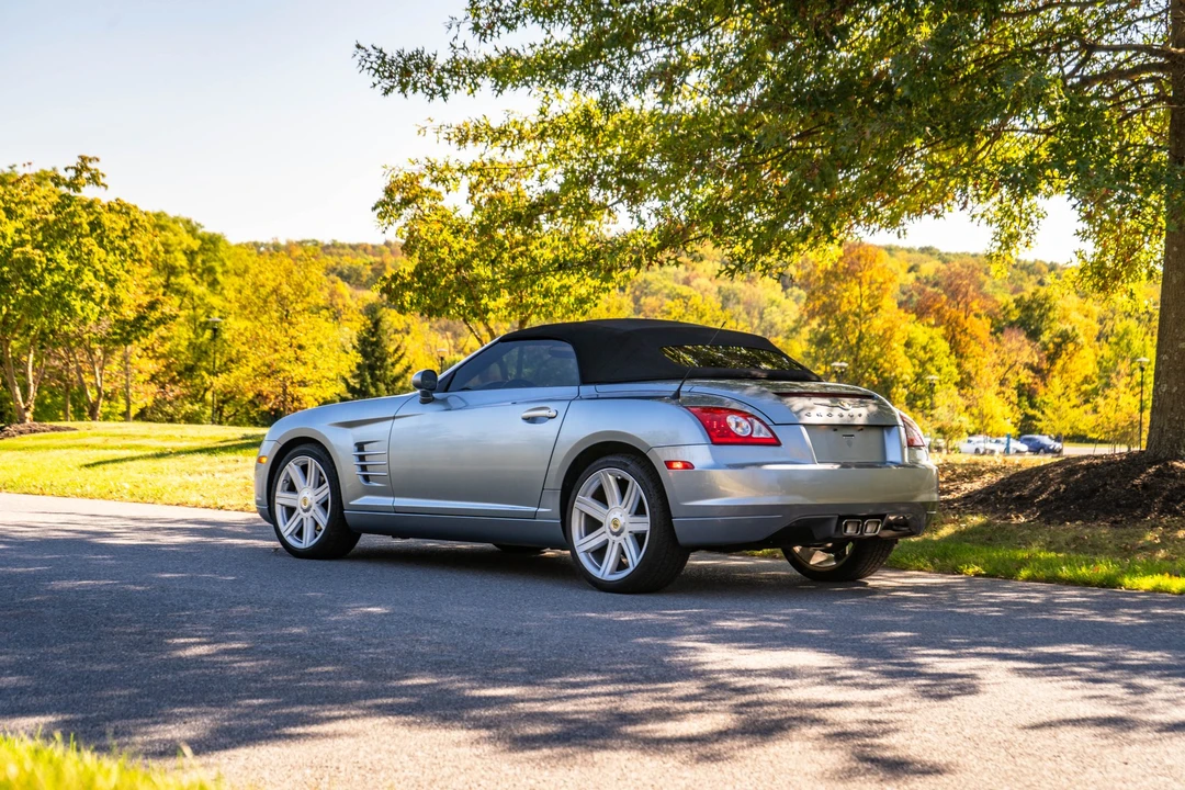 2005 Chrysler Crossfire - Image 30 of 31