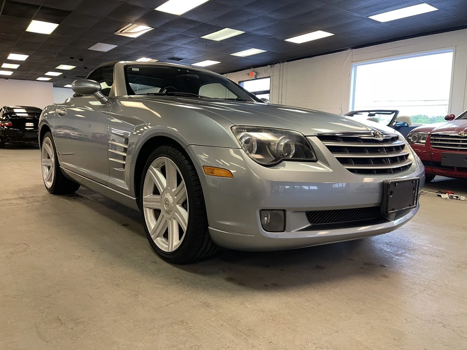 2005 Chrysler Crossfire - Image 29 of 31