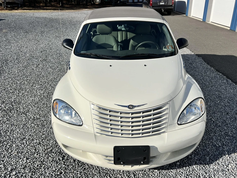 2005 Chrysler PT Cruiser - Image 16 of 31