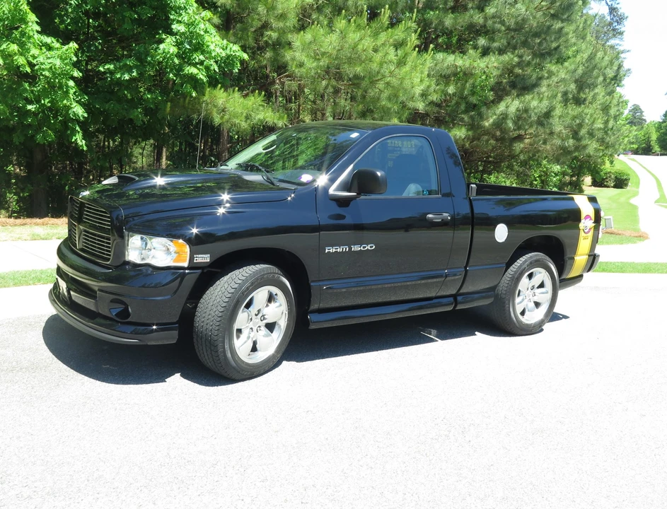 2005 Dodge Ram 3rd Gen - Image 2 of 31