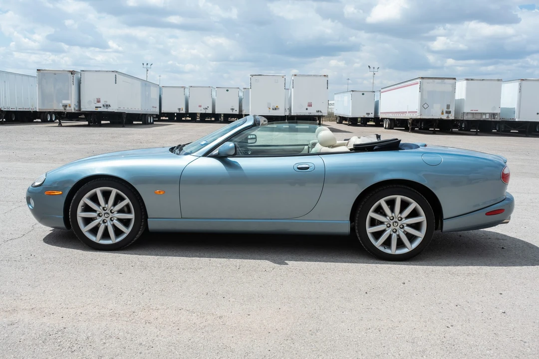2005 Jaguar X100 XK8 - Image 9 of 31