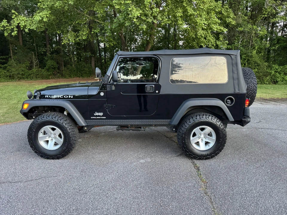 2005 Jeep TJ Wrangler - Image 21 of 31