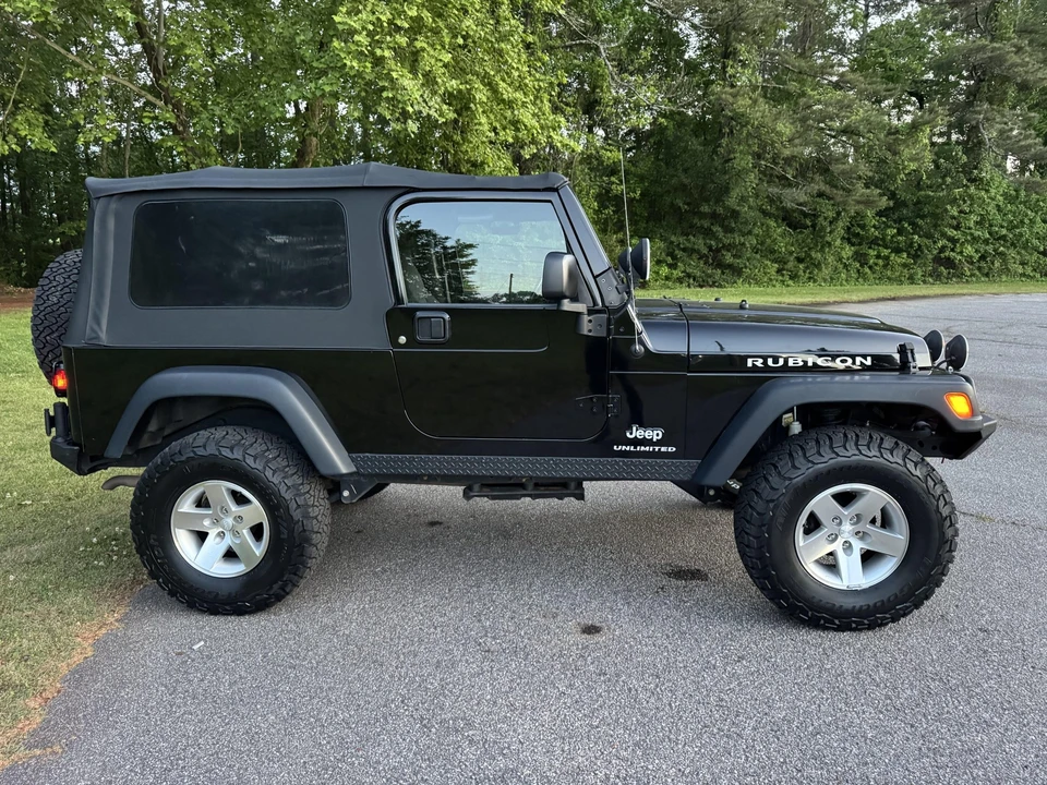 2005 Jeep TJ Wrangler - Image 24 of 31