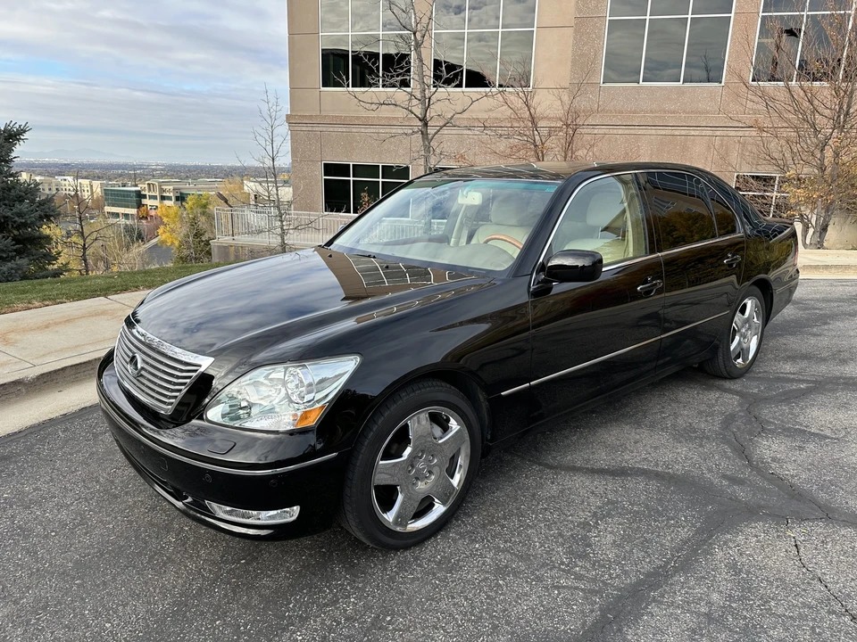 2005 Lexus LS 3rd Gen - Image 8 of 31