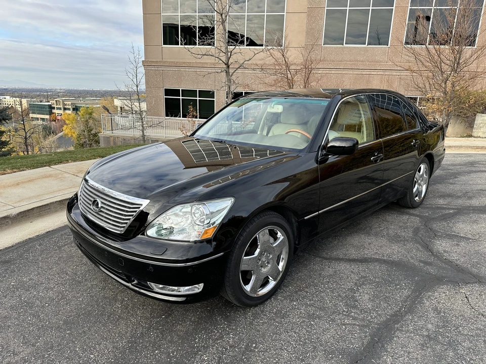 2005 Lexus LS 3rd Gen - Image 6 of 31