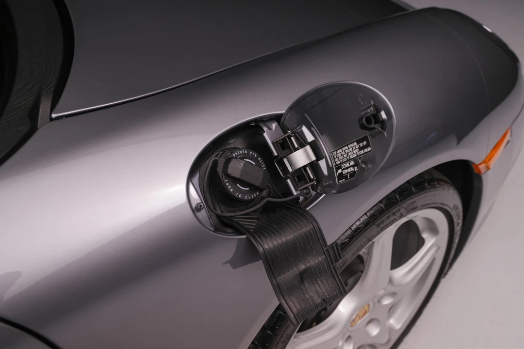 2005 Porsche 997 Carrera - Image 16 of 31