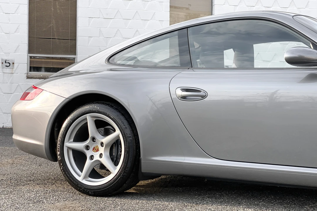 2005 Porsche 997 Carrera - Image 23 of 31