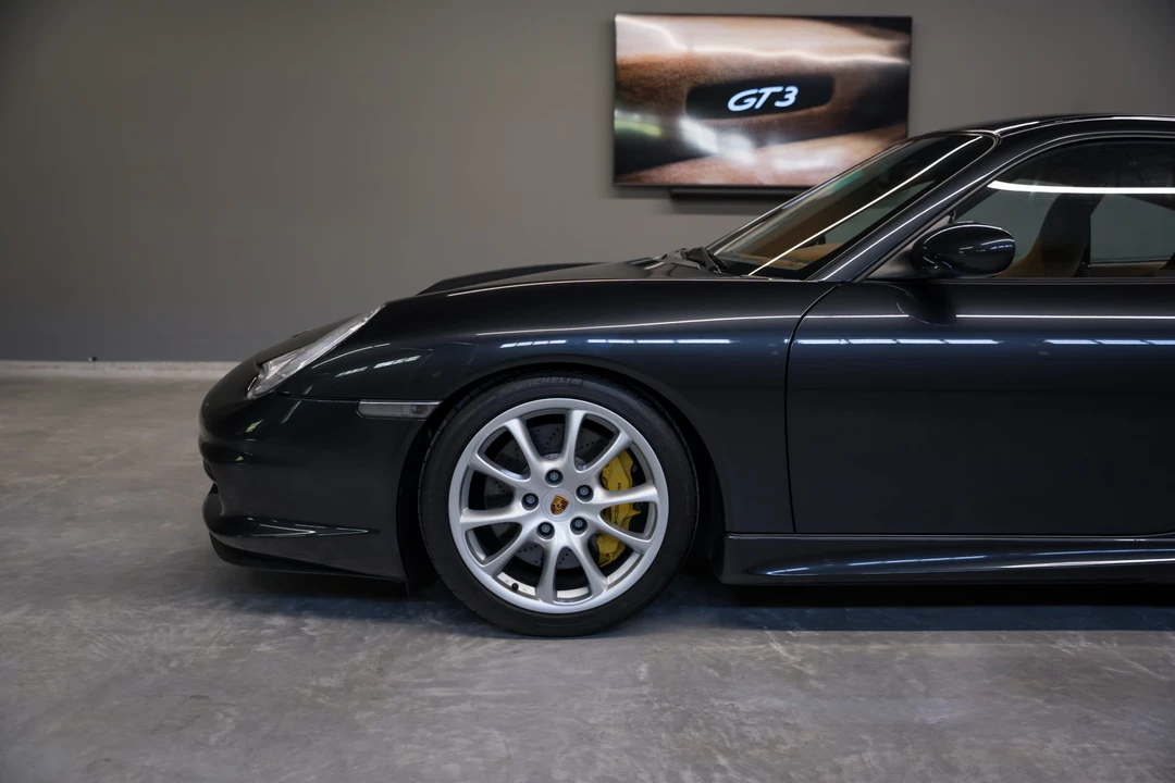 2005 Porsche 996 GT3 - Image 22 of 31