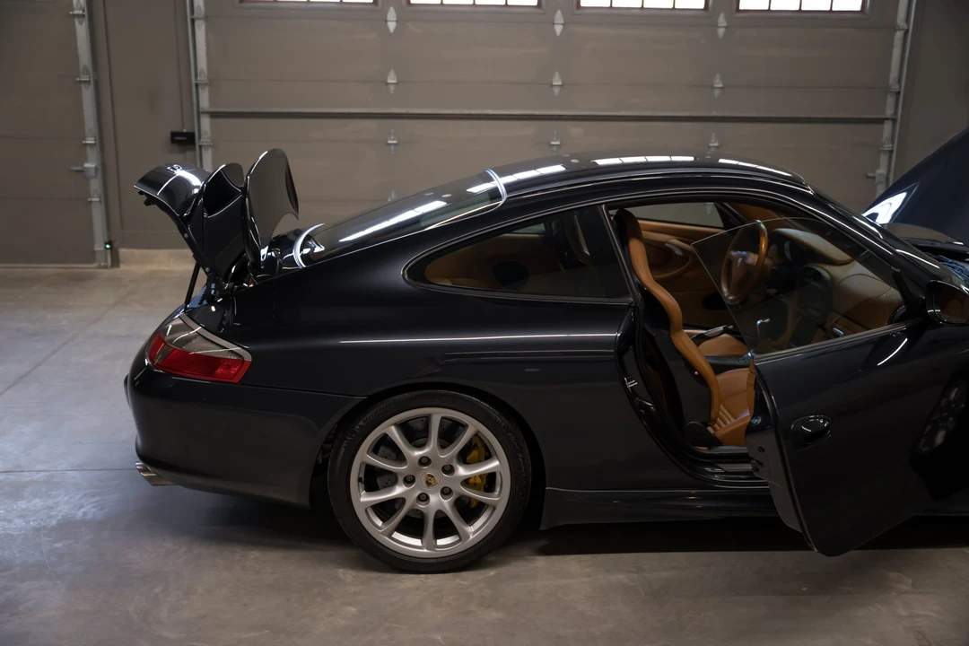 2005 Porsche 996 GT3 - Image 26 of 31