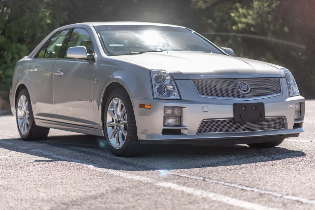 2006 Cadillac STS-V - Image 7 of 31