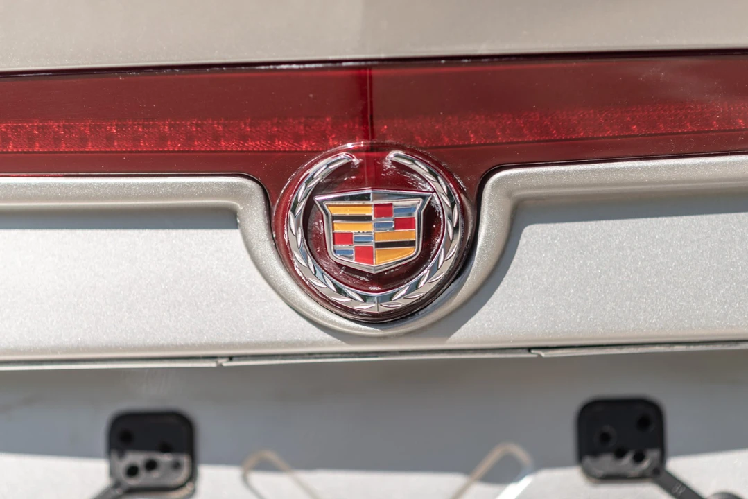 2006 Cadillac STS-V - Image 21 of 31