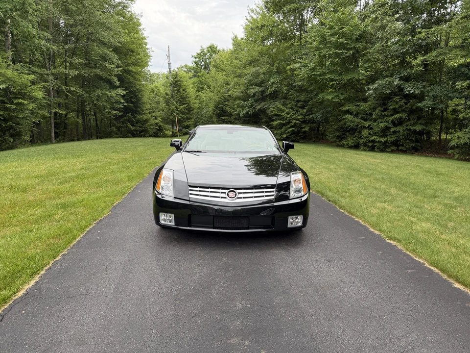 2006 Cadillac XLR - Image 13 of 31