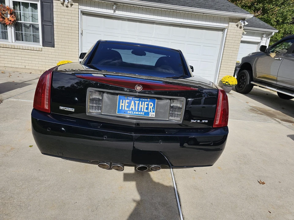 2006 Cadillac XLR - Image 7 of 31