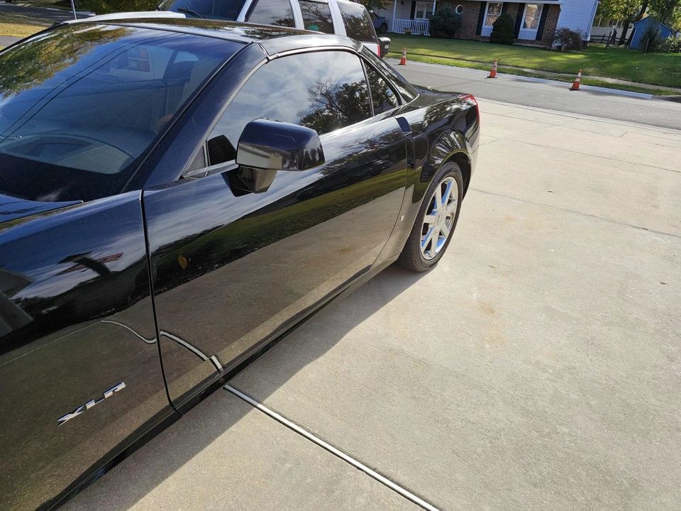 2006 Cadillac XLR - Image 24 of 31