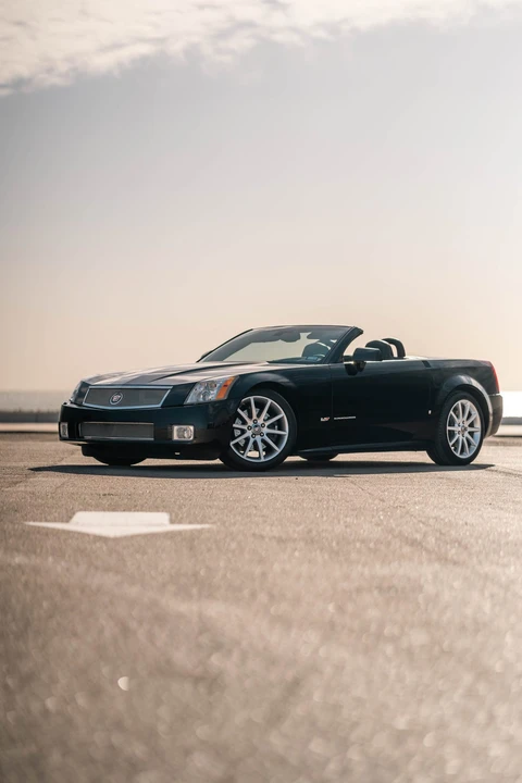 2006 Cadillac XLR-V - Image 9 of 31