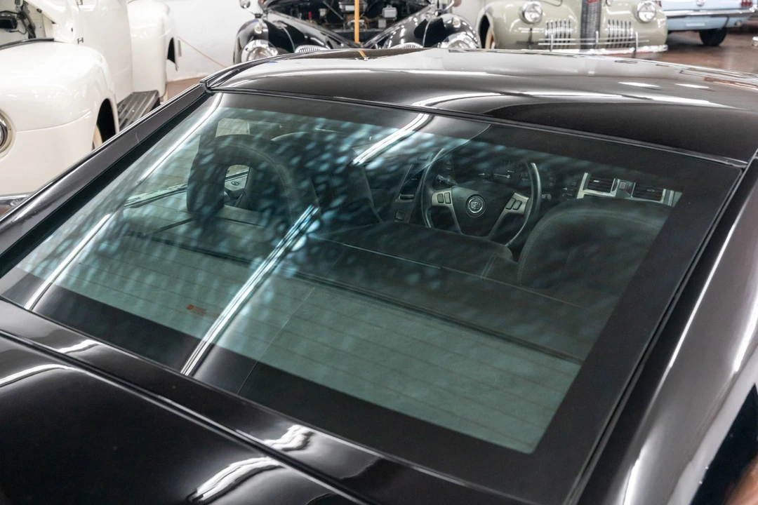 2006 Cadillac XLR-V - Image 26 of 31