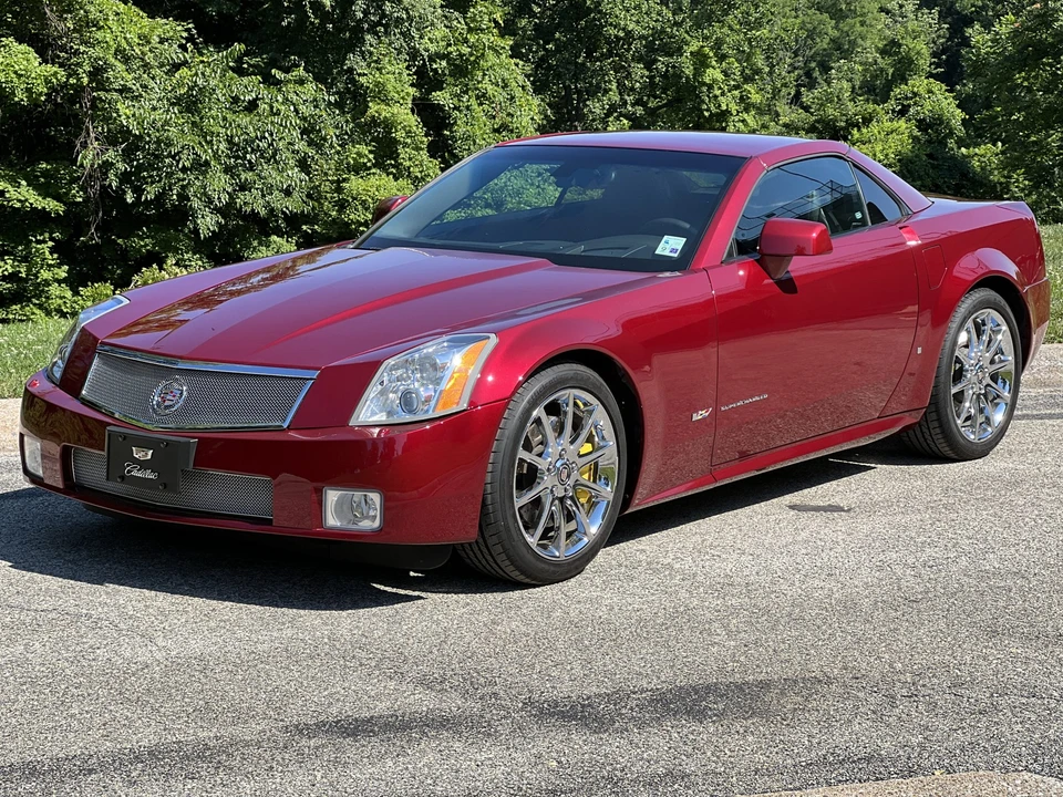 2006 Cadillac XLR-V - Image 29 of 31