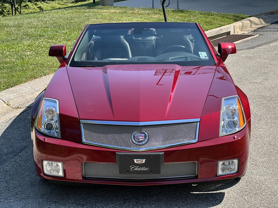 2006 Cadillac XLR-V - Image 9 of 31