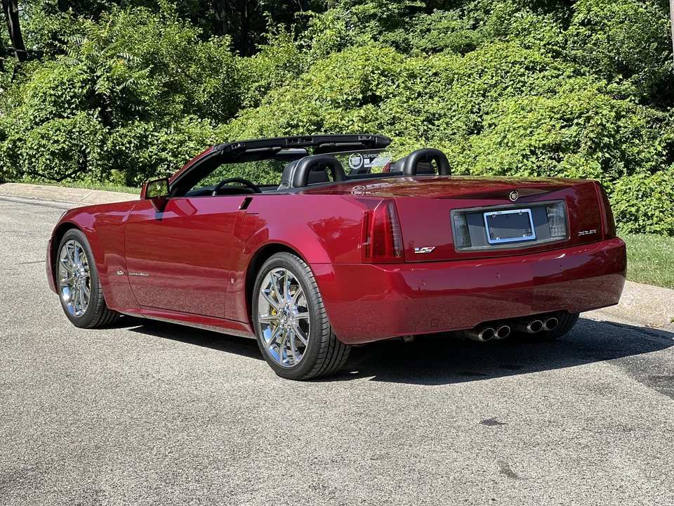 2006 Cadillac XLR-V - Image 23 of 31