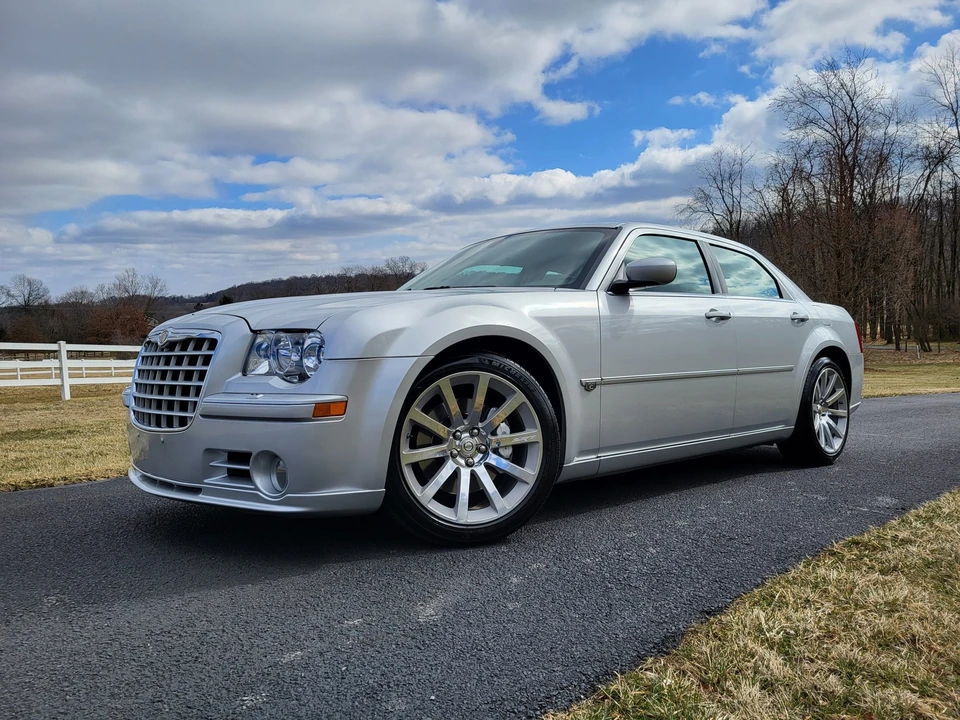 2006 Chrysler 300 (2005-2023) - Image 3 of 31