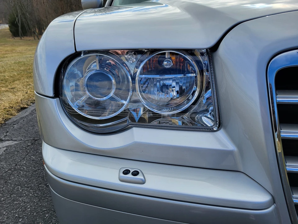 2006 Chrysler 300 (2005-2023) - Image 16 of 31