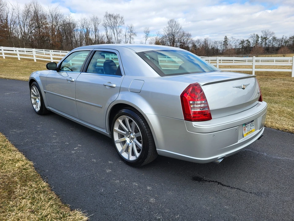 2006 Chrysler 300 (2005-2023) - Image 12 of 31
