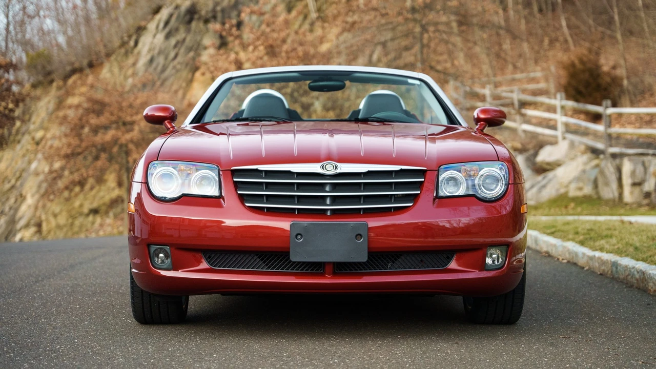 2006 Chrysler Crossfire - Image 16 of 31
