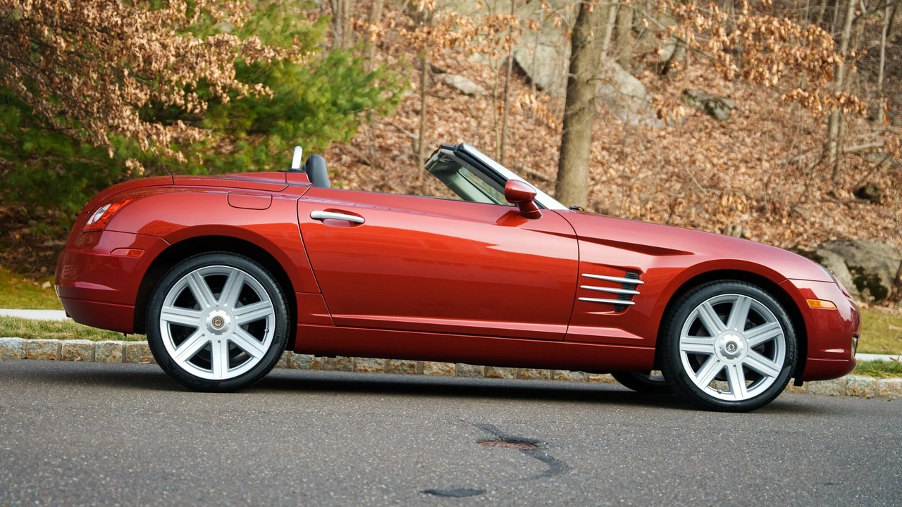2006 Chrysler Crossfire - Image 5 of 31
