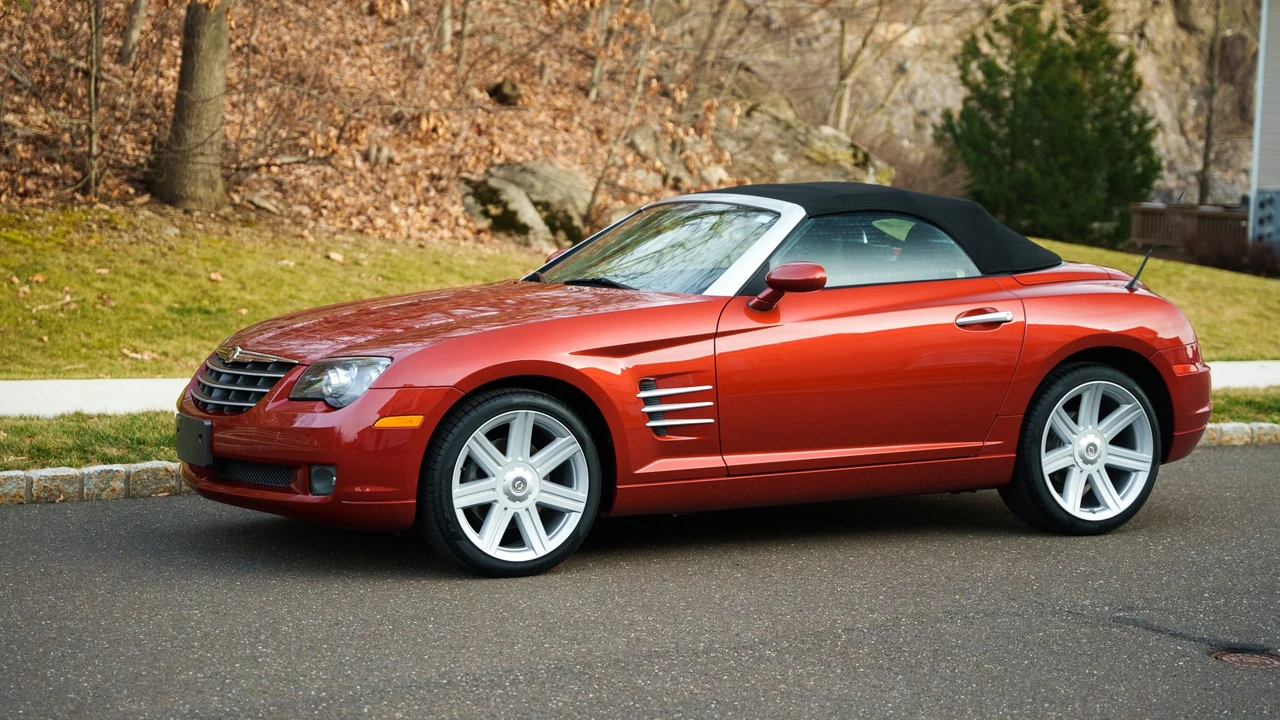 2006 Chrysler Crossfire - Image 27 of 31