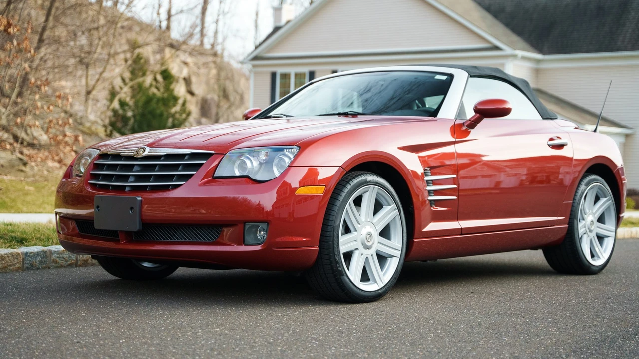 2006 Chrysler Crossfire - Image 28 of 31